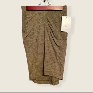 Lululemon Athletica yoga haven Skirt